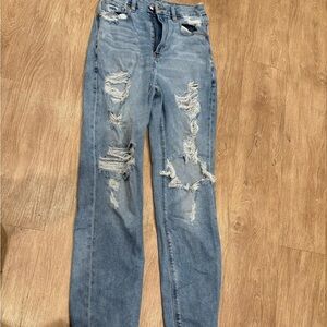 American Eagle Outfitters Light Blue Distressed mom Jeans